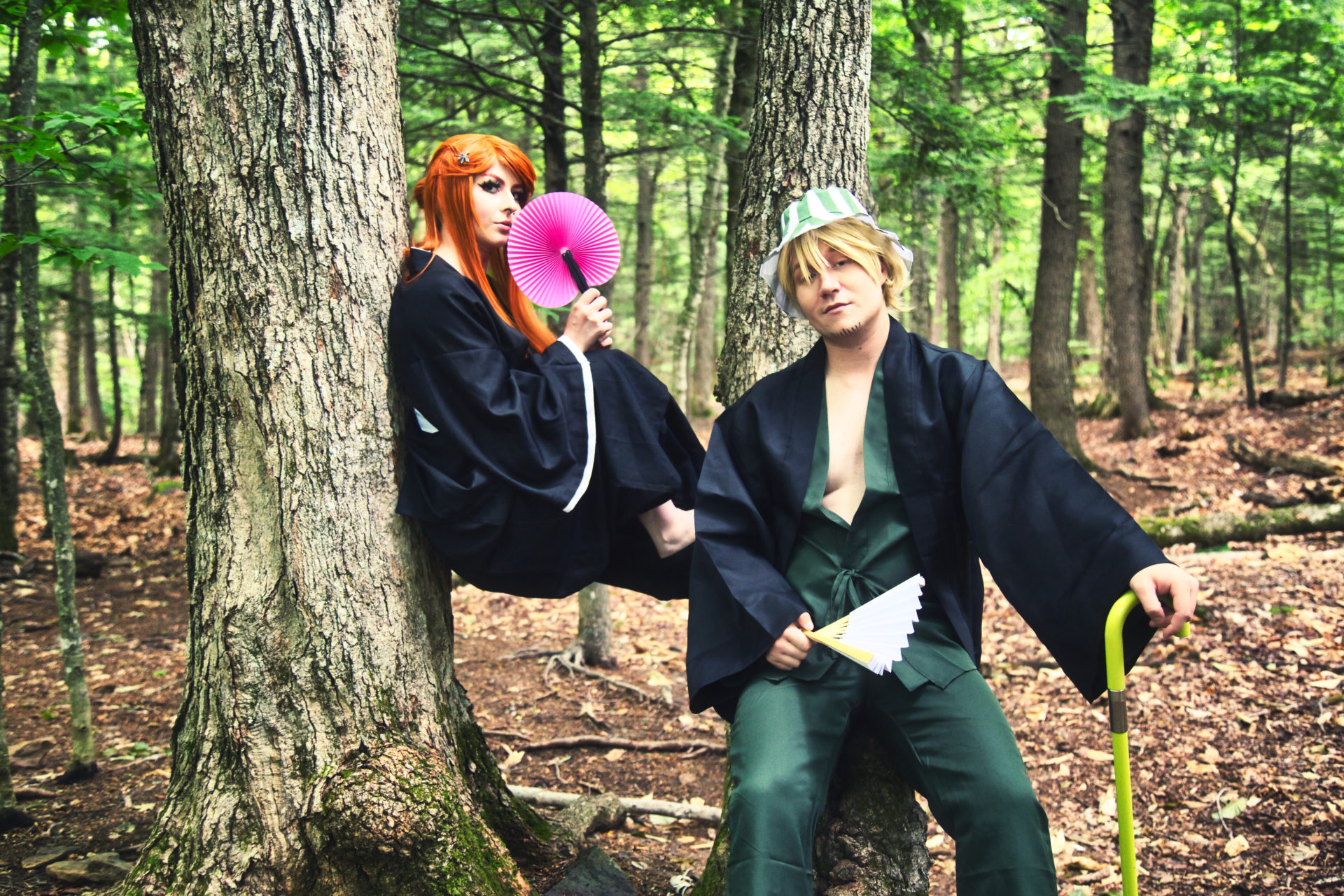 Orihime and Urahara in the trees